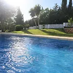펜션 Con Piscina En - Pass The Keys *